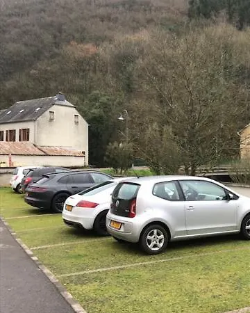 アパート Waarkstrooss 12 *